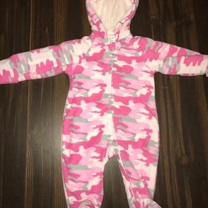 Pink camo bunting 6-9 months